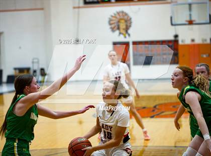 Thumbnail 2 in Grand Saline vs Miller Grove photogallery.