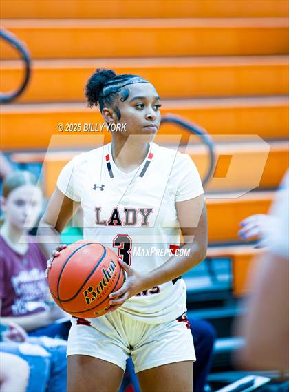 Thumbnail 1 in Grand Saline vs Miller Grove photogallery.