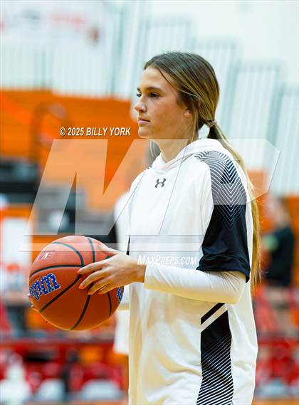 Thumbnail 1 in Grand Saline vs Miller Grove photogallery.
