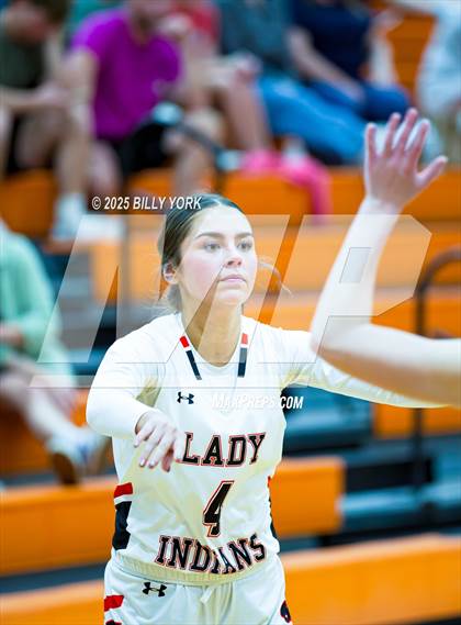 Thumbnail 3 in Grand Saline vs Miller Grove photogallery.