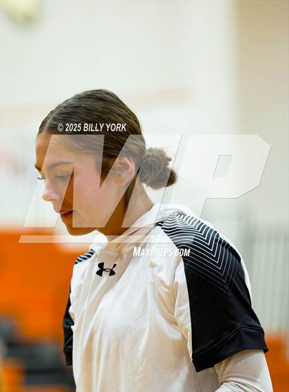 Thumbnail 1 in Grand Saline vs Miller Grove photogallery.