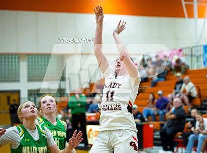 Thumbnail 2 in Grand Saline vs Miller Grove photogallery.