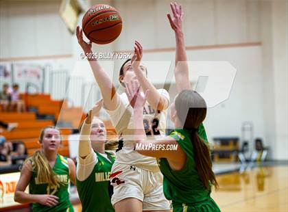 Thumbnail 2 in Grand Saline vs Miller Grove photogallery.