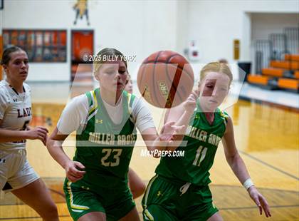 Thumbnail 3 in Grand Saline vs Miller Grove photogallery.