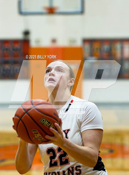 Thumbnail 1 in Grand Saline vs Miller Grove photogallery.