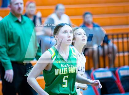 Thumbnail 2 in Grand Saline vs Miller Grove photogallery.