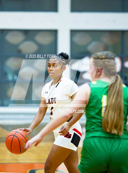 Thumbnail 1 in Grand Saline vs Miller Grove photogallery.