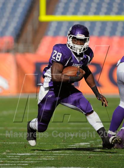 Thumbnail 1 in Monarch vs. Denver South (CHSAA 4A Final) photogallery.