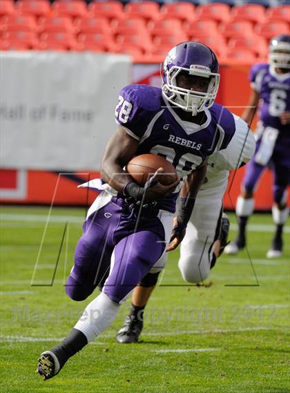 Thumbnail 3 in Monarch vs. Denver South (CHSAA 4A Final) photogallery.