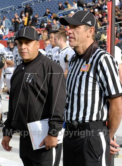 Thumbnail 2 in Monarch vs. Denver South (CHSAA 4A Final) photogallery.