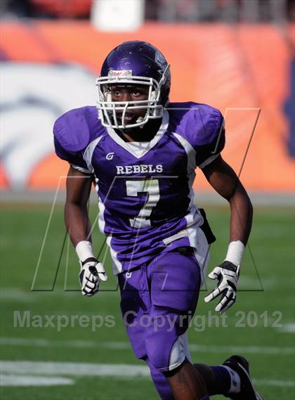 Thumbnail 3 in Monarch vs. Denver South (CHSAA 4A Final) photogallery.