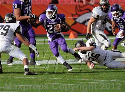 Thumbnail 2 in Monarch vs. Denver South (CHSAA 4A Final) photogallery.