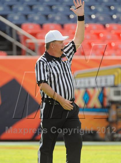 Thumbnail 2 in Monarch vs. Denver South (CHSAA 4A Final) photogallery.