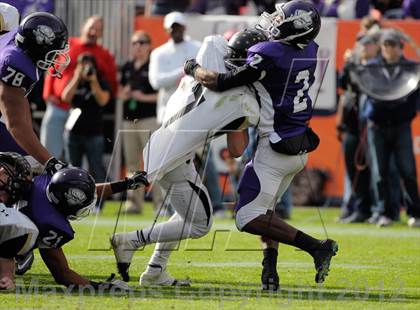 Thumbnail 2 in Monarch vs. Denver South (CHSAA 4A Final) photogallery.