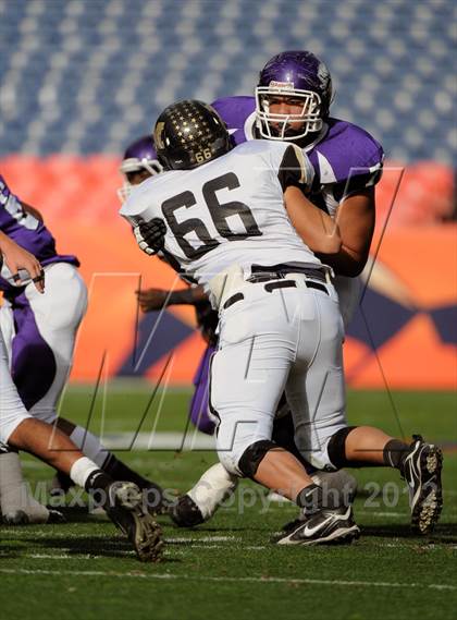 Thumbnail 2 in Monarch vs. Denver South (CHSAA 4A Final) photogallery.