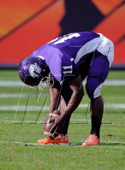 Thumbnail 1 in Monarch vs. Denver South (CHSAA 4A Final) photogallery.