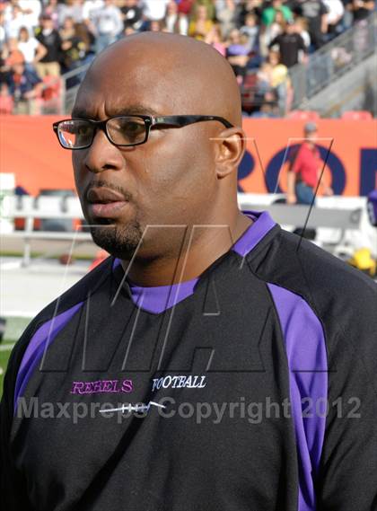 Thumbnail 3 in Monarch vs. Denver South (CHSAA 4A Final) photogallery.