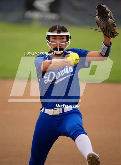 Thumbnail 1 in Davis @ Elk Grove photogallery.