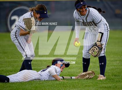 Thumbnail 3 in Davis @ Elk Grove photogallery.