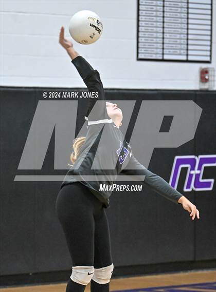Thumbnail 2 in  Northwest Christian vs. Gilbert Christian photogallery.