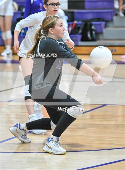 Thumbnail 2 in  Northwest Christian vs. Gilbert Christian photogallery.