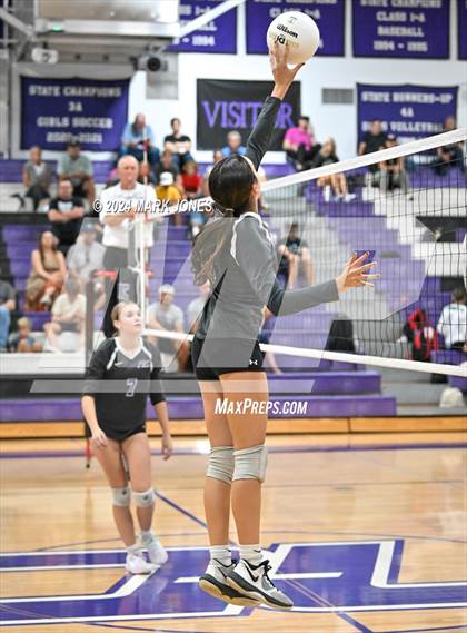 Thumbnail 1 in  Northwest Christian vs. Gilbert Christian photogallery.