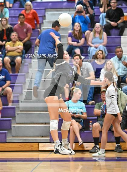 Thumbnail 1 in  Northwest Christian vs. Gilbert Christian photogallery.