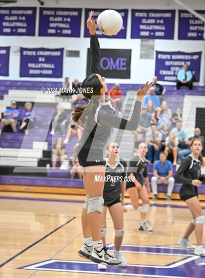 Thumbnail 2 in  Northwest Christian vs. Gilbert Christian photogallery.