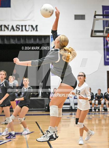 Thumbnail 3 in  Northwest Christian vs. Gilbert Christian photogallery.