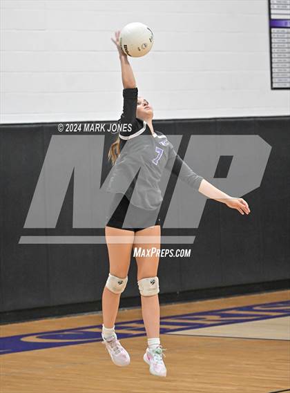Thumbnail 3 in  Northwest Christian vs. Gilbert Christian photogallery.