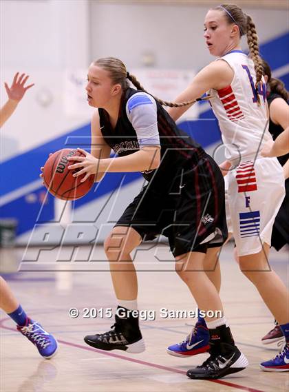 Thumbnail 3 in Woodcreek @ Folsom photogallery.