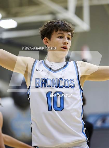 Thumbnail 1 in Newark Memorial @ Clovis North photogallery.