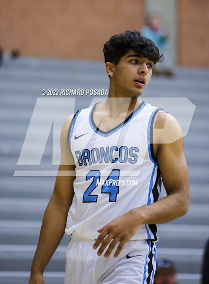 Thumbnail 2 in Newark Memorial @ Clovis North photogallery.