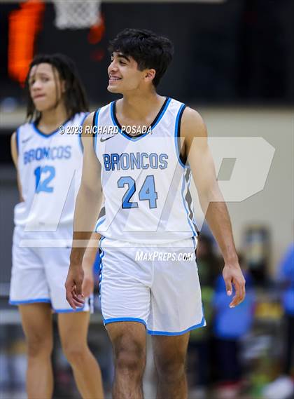 Thumbnail 3 in Newark Memorial @ Clovis North photogallery.