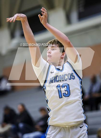 Thumbnail 3 in Newark Memorial @ Clovis North photogallery.
