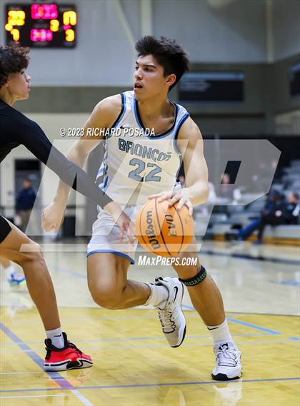 Thumbnail 3 in Newark Memorial @ Clovis North photogallery.