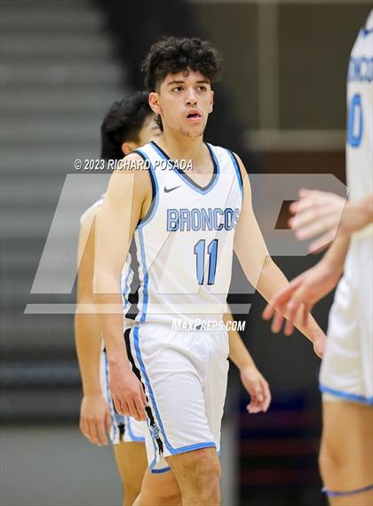 Thumbnail 2 in Newark Memorial @ Clovis North photogallery.