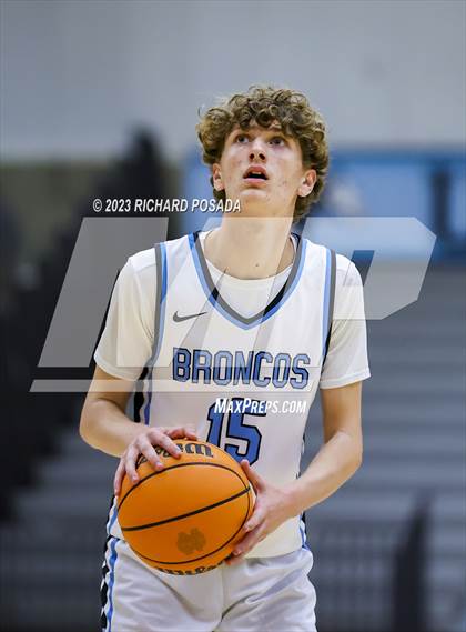 Thumbnail 1 in Newark Memorial @ Clovis North photogallery.