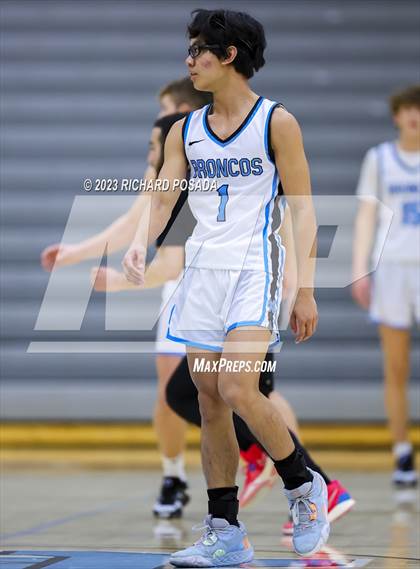 Thumbnail 2 in Newark Memorial @ Clovis North photogallery.