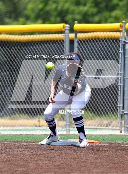 Thumbnail 1 in Forney vs. Walnut Grove (UIL 5A Softball Regional Semi-Final) photogallery.