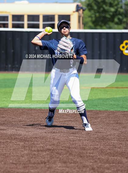 Thumbnail 1 in Forney vs. Walnut Grove (UIL 5A Softball Regional Semi-Final) photogallery.