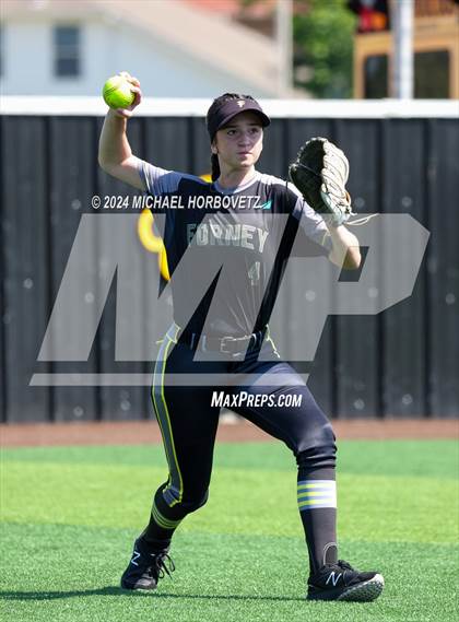Thumbnail 3 in Forney vs. Walnut Grove (UIL 5A Softball Regional Semi-Final) photogallery.