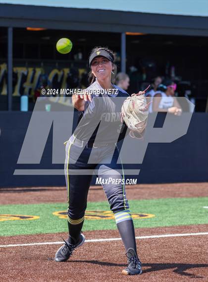 Thumbnail 1 in Forney vs. Walnut Grove (UIL 5A Softball Regional Semi-Final) photogallery.