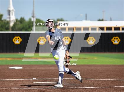 Thumbnail 1 in Forney vs. Walnut Grove (UIL 5A Softball Regional Semi-Final) photogallery.