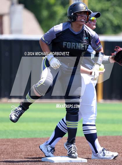 Thumbnail 3 in Forney vs. Walnut Grove (UIL 5A Softball Regional Semi-Final) photogallery.