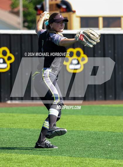 Thumbnail 1 in Forney vs. Walnut Grove (UIL 5A Softball Regional Semi-Final) photogallery.