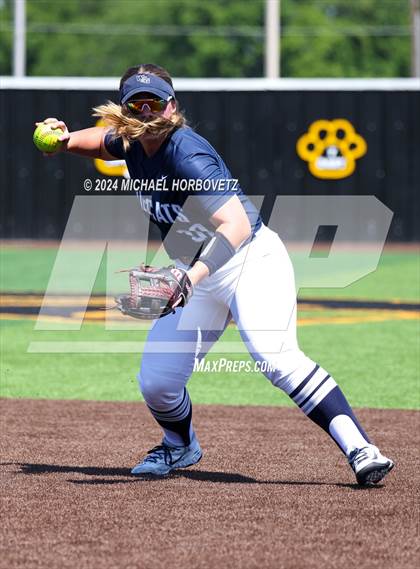 Thumbnail 3 in Forney vs. Walnut Grove (UIL 5A Softball Regional Semi-Final) photogallery.