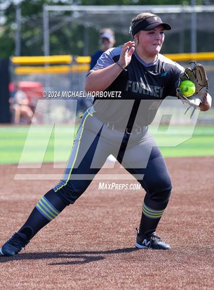Thumbnail 3 in Forney vs. Walnut Grove (UIL 5A Softball Regional Semi-Final) photogallery.