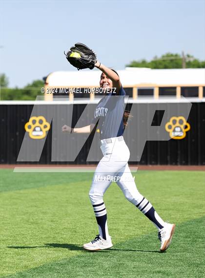 Thumbnail 2 in Forney vs. Walnut Grove (UIL 5A Softball Regional Semi-Final) photogallery.