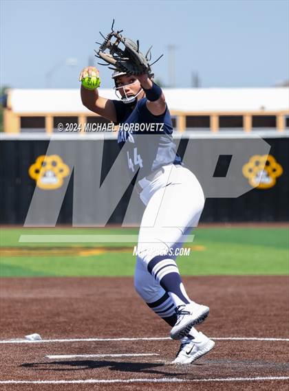 Thumbnail 1 in Forney vs. Walnut Grove (UIL 5A Softball Regional Semi-Final) photogallery.